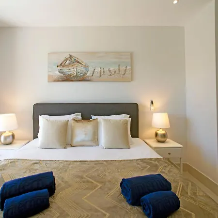Apartment Pine Hills Ambar By Interhome *